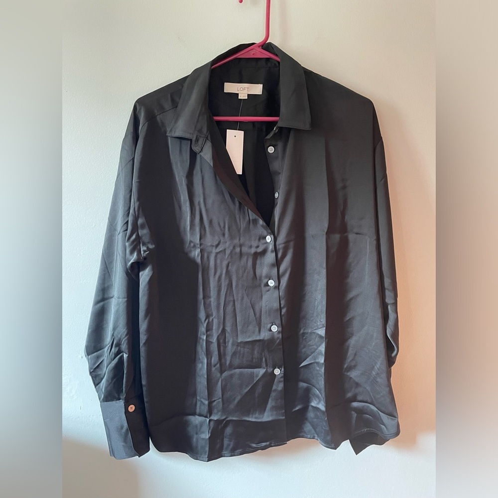 NWT - Ann Taylor LOFT satin dress shirt